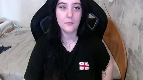 your_8a8y online show from 04/23/26, 12:29