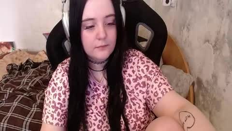 your_8a8y online show from 06/05/26, 06:52
