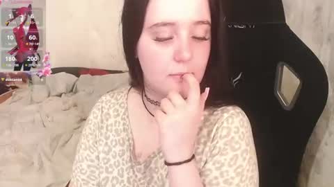 your_8a8y online show from 07/27/26, 03:08