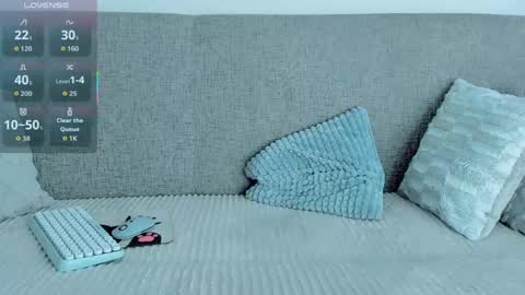 Lily online show from 03/18/26, 05:43