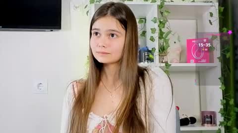 Julia Next stream  online show from 02/03/26, 06:46