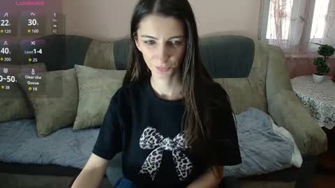 Enna Kim online show from 11/25/25, 10:37