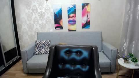 your_crush_12 online show from 10/17/25, 06:38