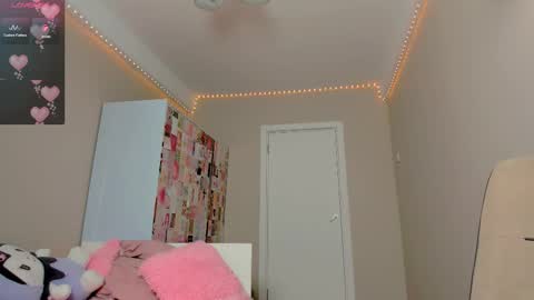 Snapshot of your_cute_aisha chatting on 09/15/25, 08:31 your_cute_aisha online show from 09/15/25, 08:31