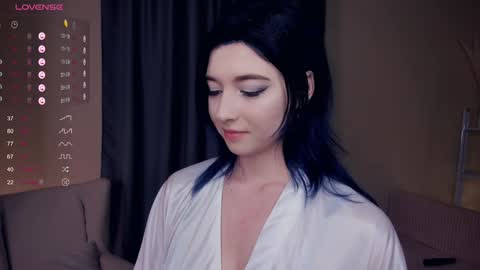 Lina online show from 02/05/25, 12:38