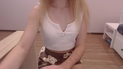 Snapshot of your_dream6996 chatting on 09/24/25, 08:45 your_dream6996 online show from 09/24/25, 08:45