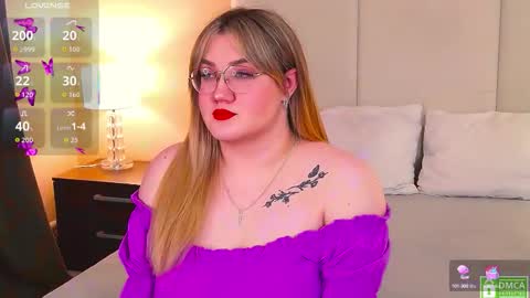 Nancy online show from 09/22/25, 01:02