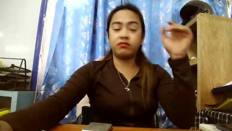 your_dreamgirlxxx69 online show from 05/15/26, 02:07