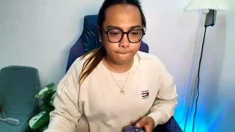 Snapshot of your_dreamgirlxxx69 chatting on 06/24/26, 07:51 your_dreamgirlxxx69 online show from 06/24/26, 07:51