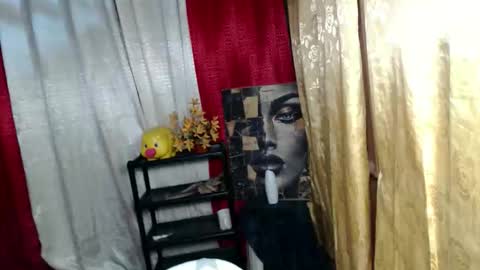 Snapshot of your_dreammanxx chatting on 01/19/26, 04:22 Your DreaManXX online show from 01/19/26, 04:22