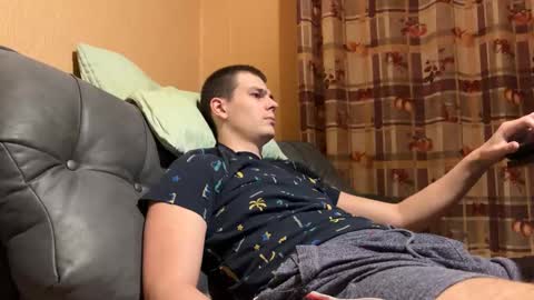 Kelly online show from 12/22/24, 06:48