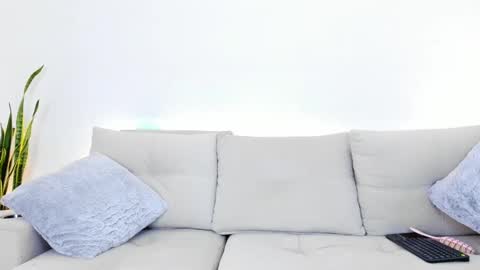 Eliza online show from 02/06/25, 11:26