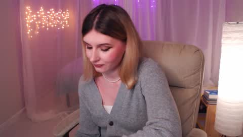 Freya online show from 12/28/24, 06:08