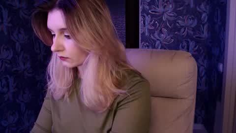 Freya online show from 02/01/26, 02:48