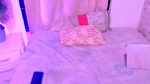Snapshot of your_girl_of_dreams chatting on 09/24/25, 07:17 Natt online show from 09/24/25, 07:17