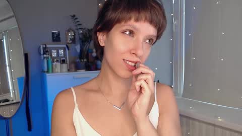 Alex and Kris long hair online show from 09/23/25, 02:09