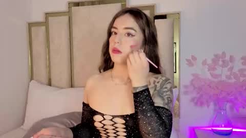 Isa online show from 02/03/26, 02:53