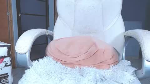 your_latin_girl online show from 01/06/26, 01:53