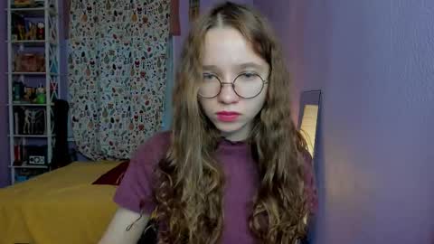 Leslie online show from 11/06/25, 01:45