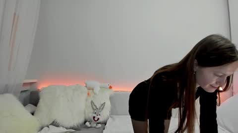 Snapshot of your_librarian chatting on 01/15/25, 02:17 Your Librarian online show from 01/15/25, 02:17