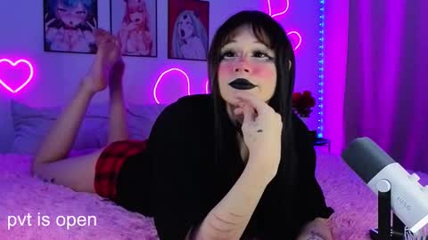 Eva online show from 10/30/25, 11:27