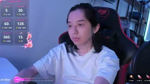 Snapshot of your_little_twink chatting on 07/25/26, 06:33 Han online show from 07/25/26, 06:33