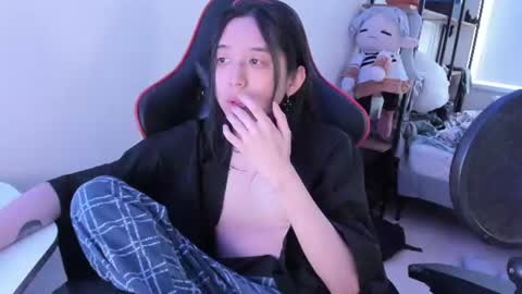 Snapshot of your_little_twink chatting on 07/28/26, 07:04 Han online show from 07/28/26, 07:04