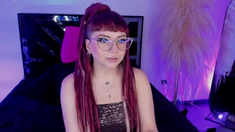 Cami independent model online show from 01/02/25, 06:40