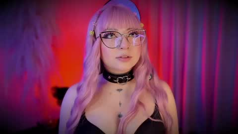 Cami independent model online show from 04/06/26, 04:21