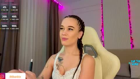 Jessica Loyd online show from 02/21/26, 02:12