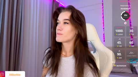 Jessica Loyd online show from 04/21/26, 02:26