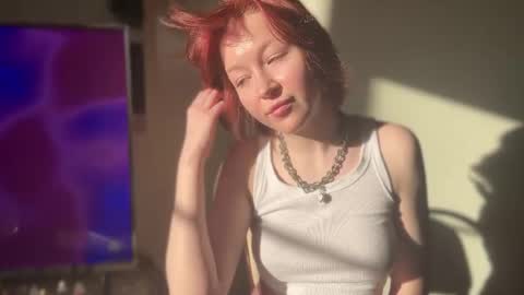 Snapshot of your_moonlight_ chatting on 04/25/26, 11:57 Mia online show from 04/25/26, 11:57