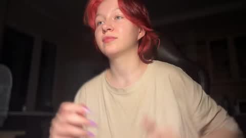 Snapshot of your_moonlight_ chatting on 06/07/26, 04:33 Mia online show from 06/07/26, 04:33