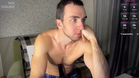 Your new boyfriend17 online show from 03/12/25, 04:35