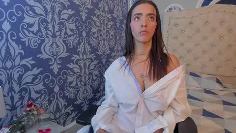 Salome online show from 03/09/25, 01:56