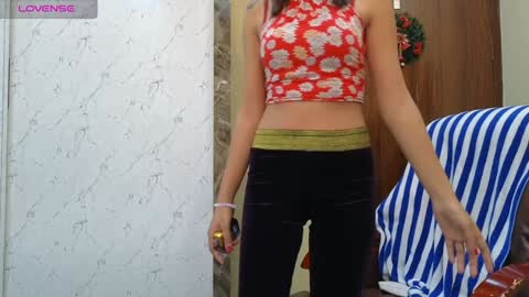 sonam online show from 01/12/25, 05:33