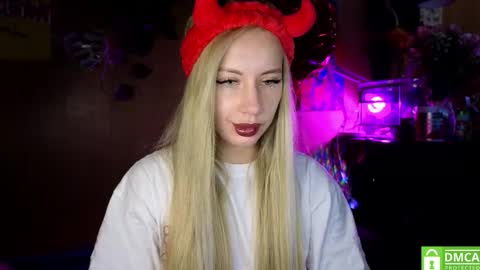 Alice  online show from 10/01/25, 01:33