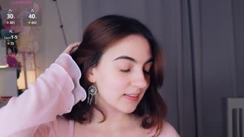 Luna online show from 01/05/25, 10:10