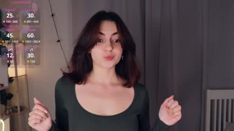 Luna online show from 01/07/25, 10:22