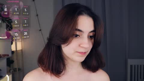 Luna online show from 01/10/25, 03:16