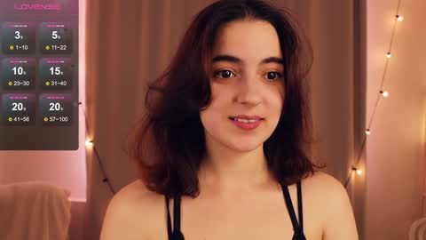 Luna online show from 02/02/25, 11:08