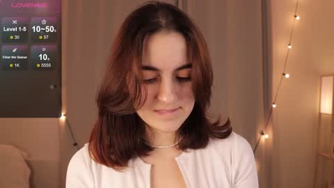 Luna online show from 02/04/25, 10:32