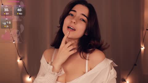 Luna online show from 02/06/25, 01:54