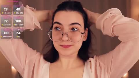 Luna online show from 02/11/25, 07:02