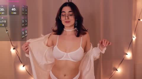 Luna online show from 02/18/25, 01:22