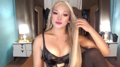 Snapshot of your_sex_addiction_69 chatting on 01/12/26, 01:00 Casie online show from 01/12/26, 01:00