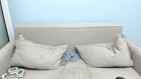 your_shy_guy online show from 02/19/26, 08:27