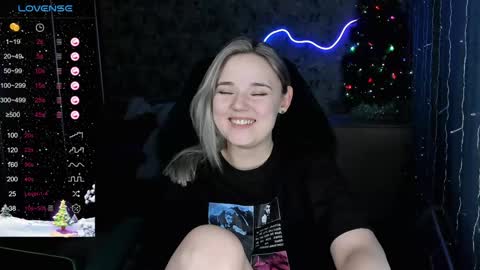 Molly online show from 12/22/24, 12:05