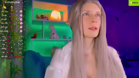 Snapshot of your_spring chatting on 10/23/25, 12:54 your_spring online show from 10/23/25, 12:54