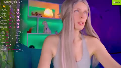 Snapshot of your_spring chatting on 10/25/25, 12:18 your_spring online show from 10/25/25, 12:18